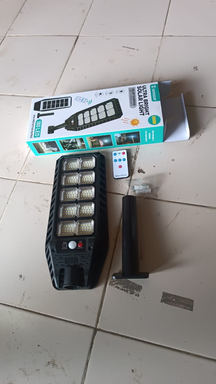 High-powered Solar Led Street Light With Motion Sensor Remote Control